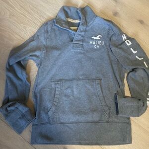 Hollister sweatshirt